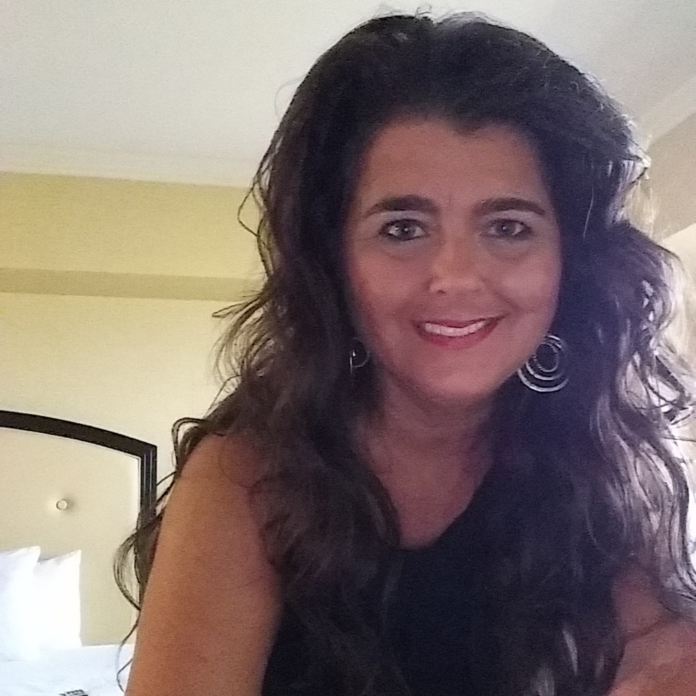 Meet your Posher, Angela